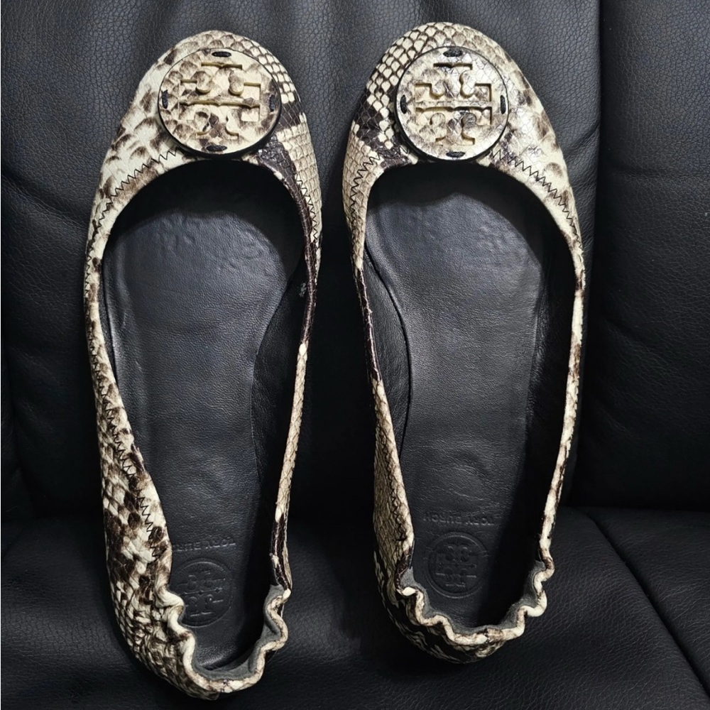 Tory Burch Snakeskin Flats - Black and Cream
